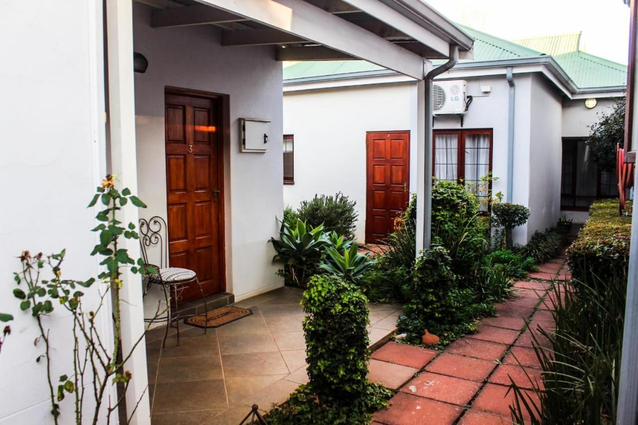 Villa Jana Guesthouse Pretoria-Noord Exteriér fotografie