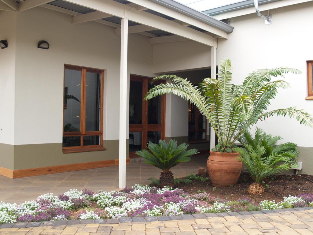 Villa Jana Guesthouse Pretoria-Noord Exteriér fotografie